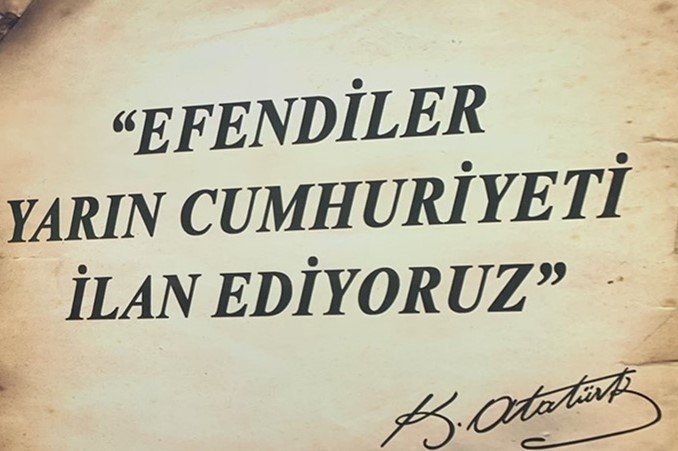 Cumhuriyet’in 100’ü Güler mi?